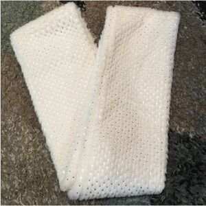 Apt 9 Woman’s infinity scarf ivory cream color with silver foiled dots